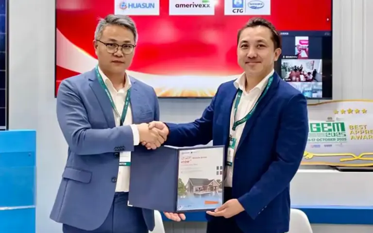 Amerivexx Sdn Bhd co-founder DK Yeo (left) and Anhui Huasun Energy’s vice-president of international business Jacky Chan signed an agreement which will see the two firms develop a photovoltaic platform in Malaysia. (IGEM 2025 pic)